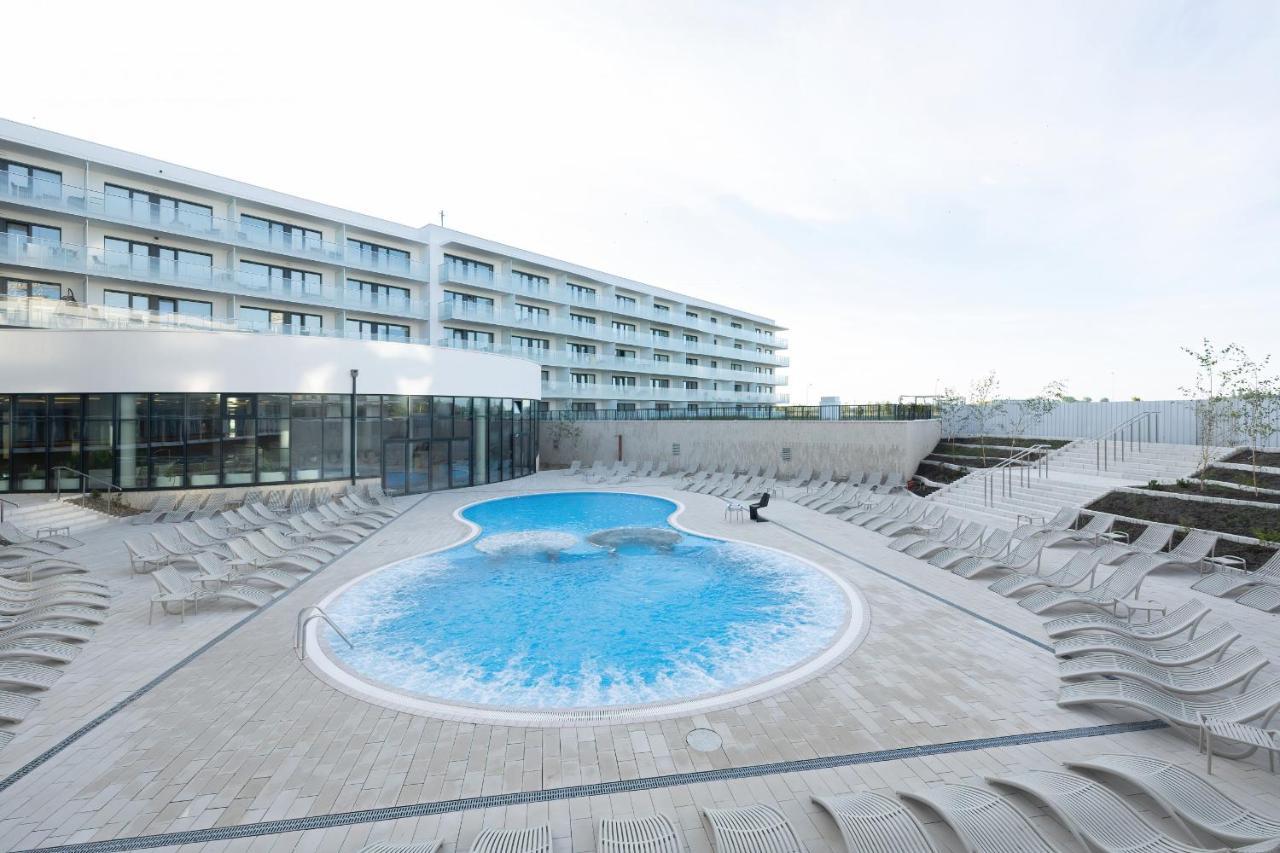 Polanki Aqua Apartment With Parking By Renters Prestige Kołobrzeg Esterno foto